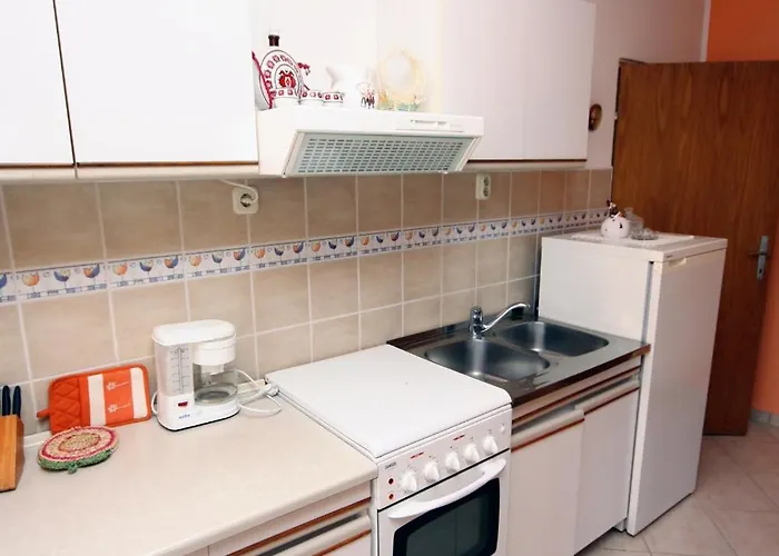 With Parking Space Supetarska Draga - Gonar, Rab - 5016 דירה ראב